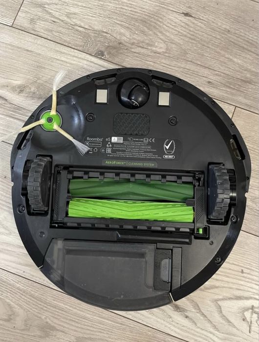 Прахосмукачка робот iRobot Roomba E5 Black