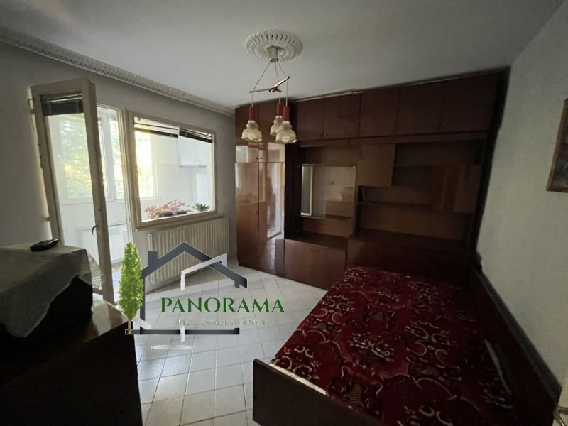 Продава се Двустаен апартамент в Шумен, 5-ти полк - 65 кв.м за 1334 €/кв.м - Снимка #1