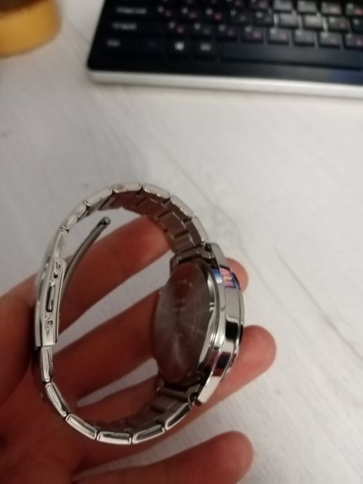 Продам часы кассио 27500