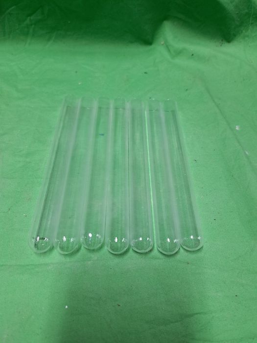 Кварцевая пробирка.