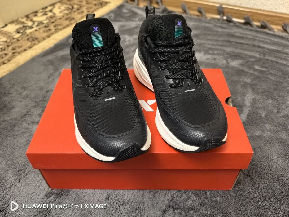 Кроссовки Xtep Original 42 размер зимние