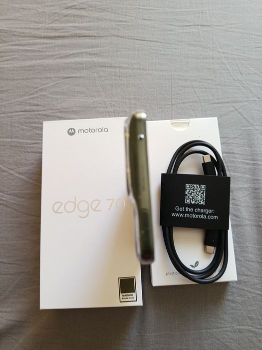 Чисто нов Motorola edge 70