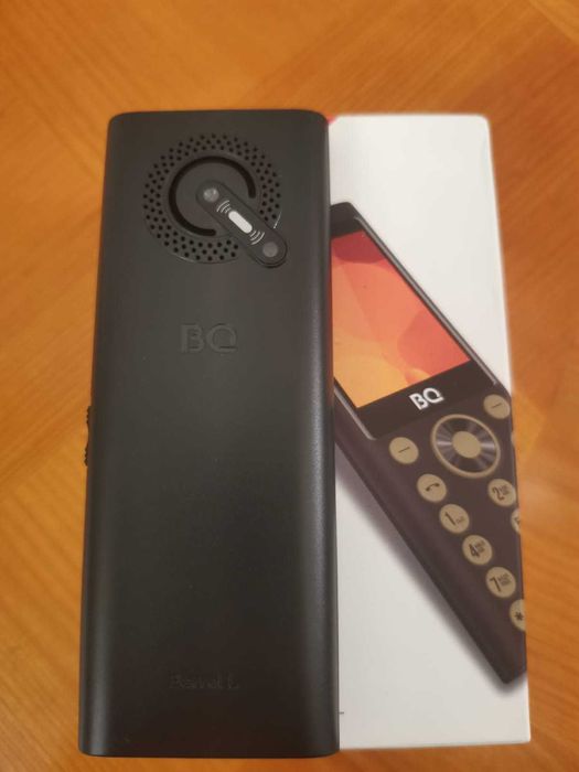 Телефон на 3 сим-карты