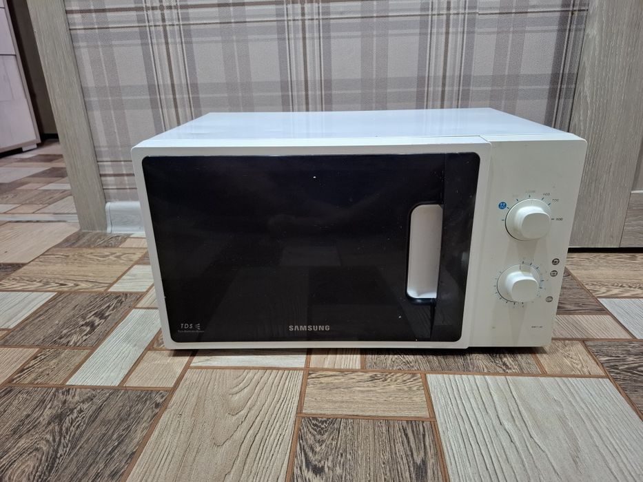 Микроволновая печь