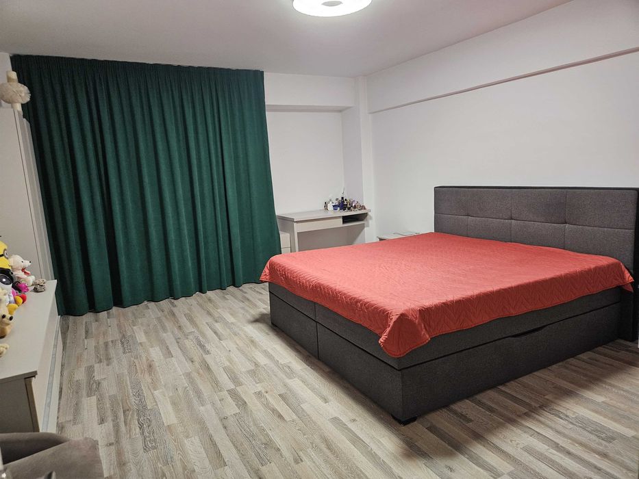Apartament cu doua camere transfomat in 3 Ultracentral  / Casa Cartii
