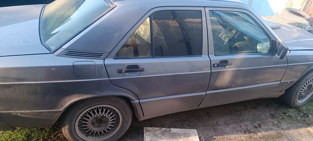 Продам Мерседес 190
