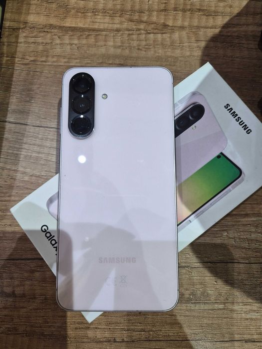 Телефон Samsung A56
