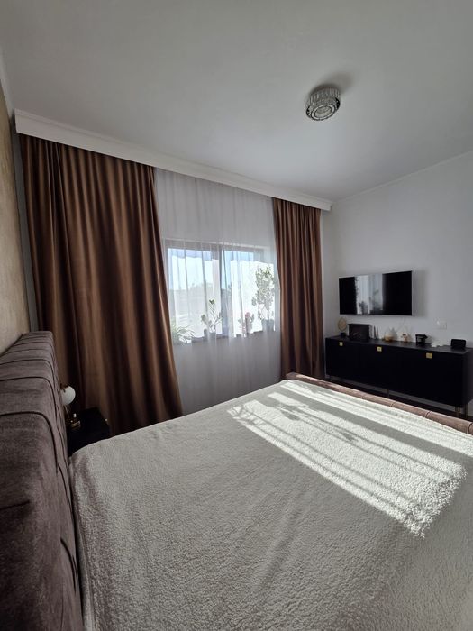 Proprietar - vând casă individuală modernă, Sânandrei