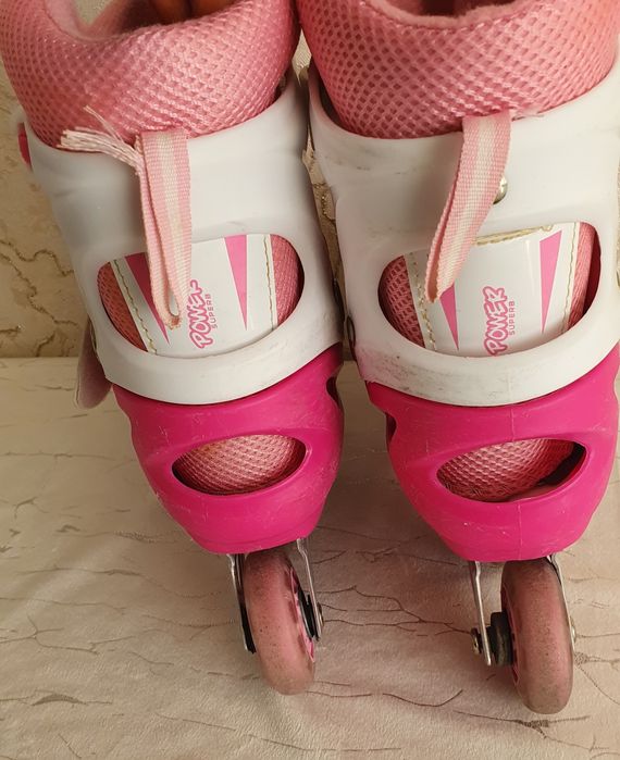 Роликовые коньки в хорошем состоянии