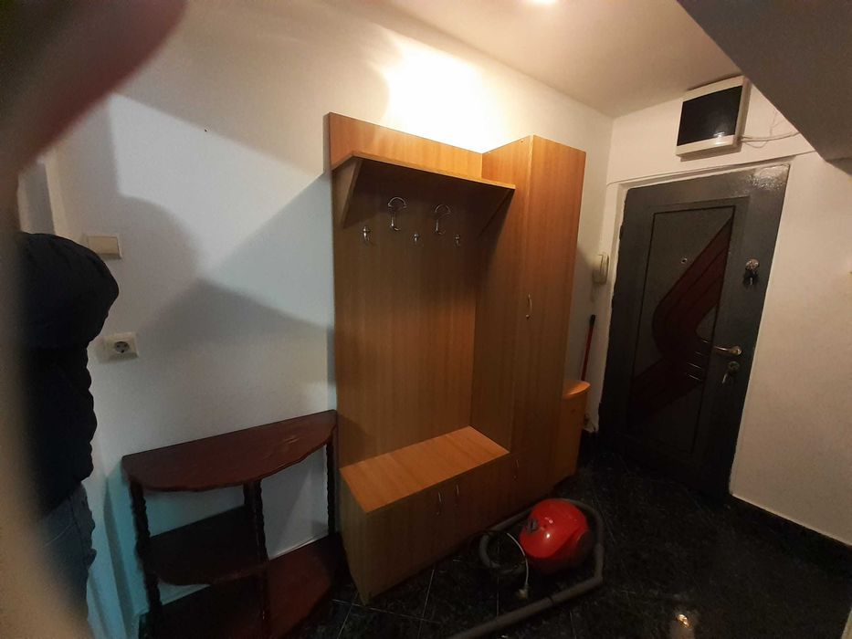Proprietar inchiriez apartament 2 camere