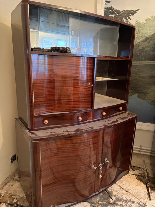 Mobilier Ceaușistde calitate top