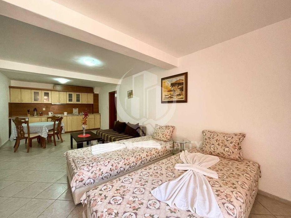 Продава се Едностаен апартамент в Свети Влас - 52 кв.м за 1000 €/кв.м - Снимка #2