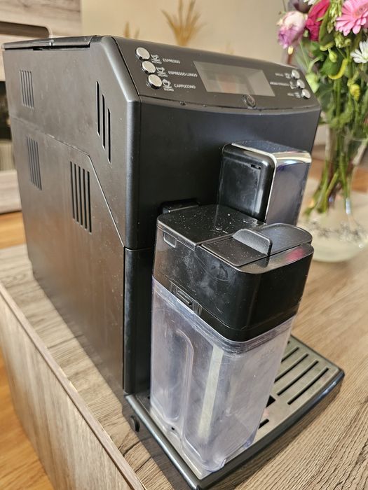 Кафе машина Philips Saeco