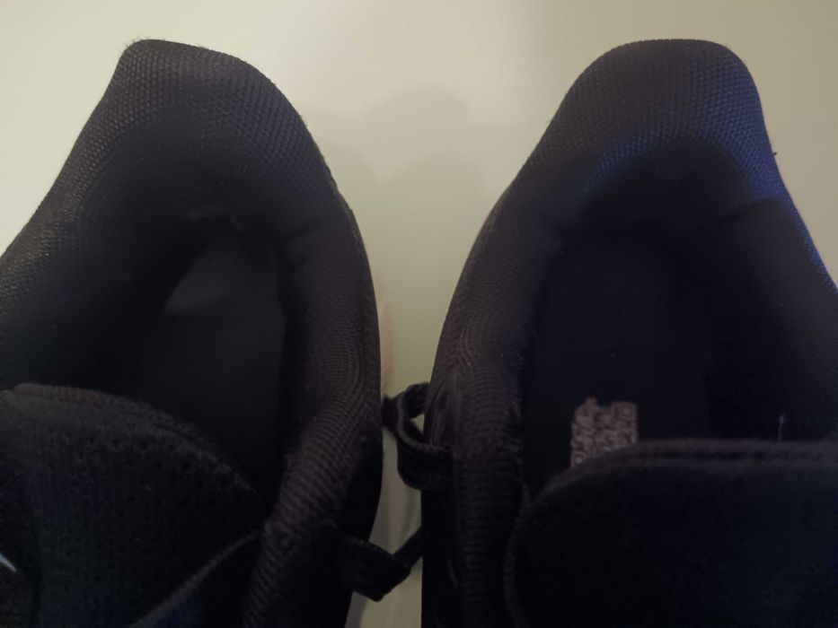Маратонки Puma номер 39