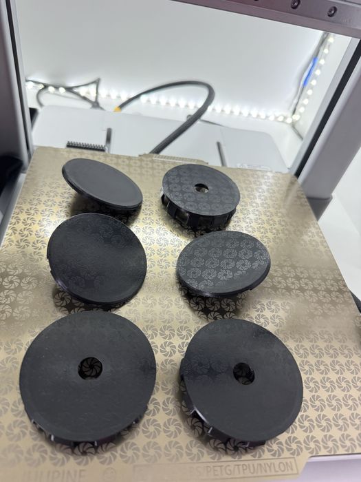 Capace centrale jante fixe si rotative