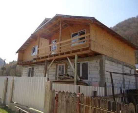 Casa la Gri de vanzare in Tirgu Ocna
