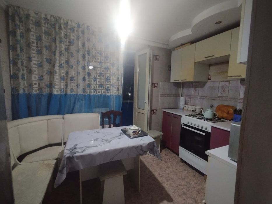 Продам Малосемейку 4 мкр