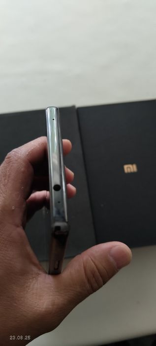 Продам сотовый телефон