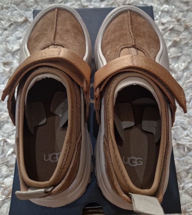 Preț redus ! UGG bărbați noi mărimea 41