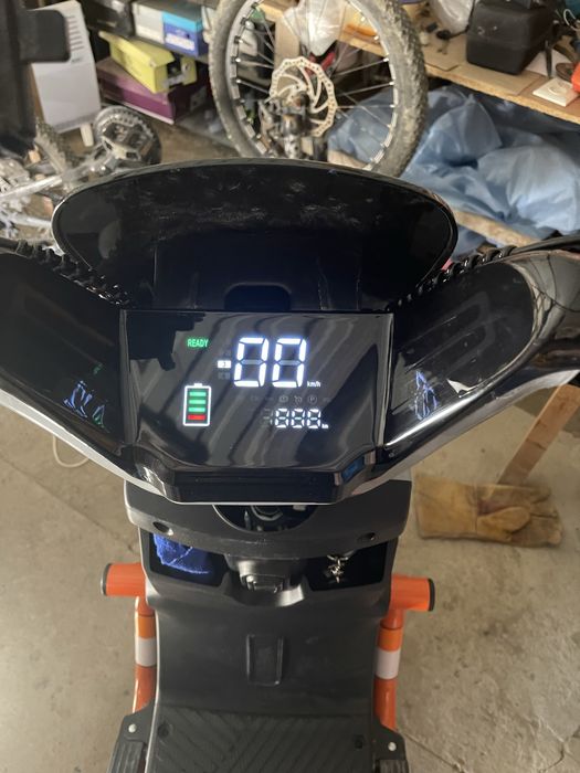 Электроскутер Танк 800 ватт