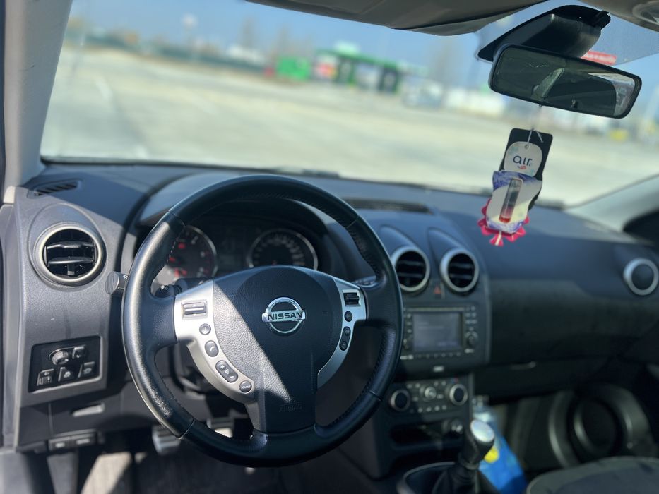 Nissan Qashqai / 2012 / 1.6 diesel /130 CP / Plafon Panoramic