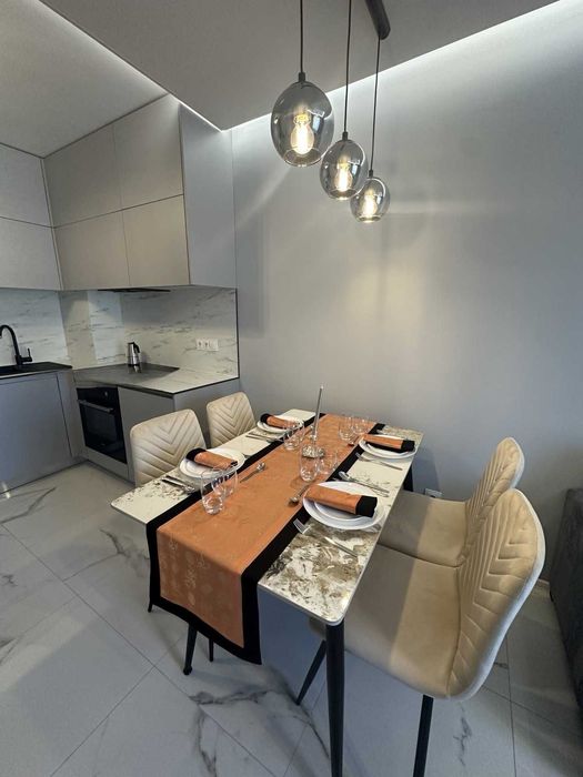 Дава се под наем Двустаен апартамент в София, Център - 75 кв.м за 600 € - Снимка #3