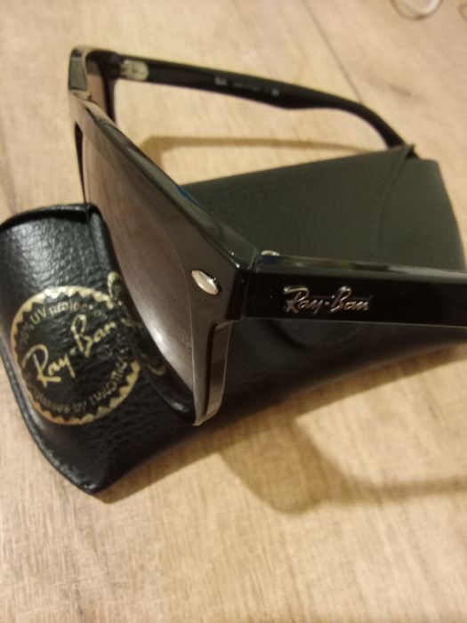 Солнцезащитные очки Ray-Ban, оригинал.