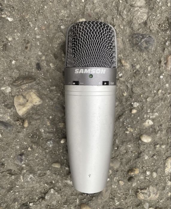 Condenser. Condenser.