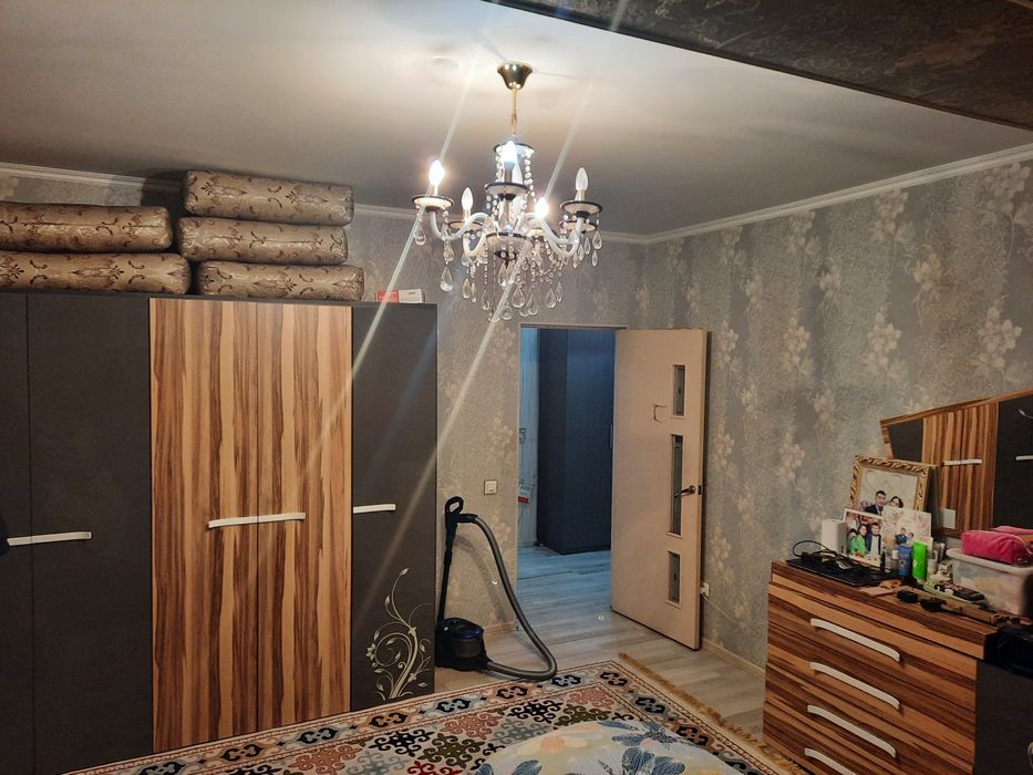 Продаётся 2 ком квартира мкр Зердели