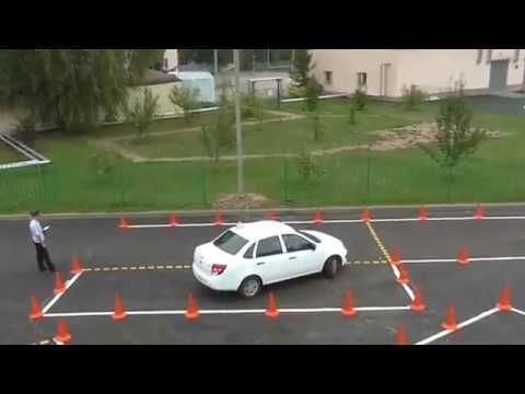 Русский  Инструктор  по автовождение.