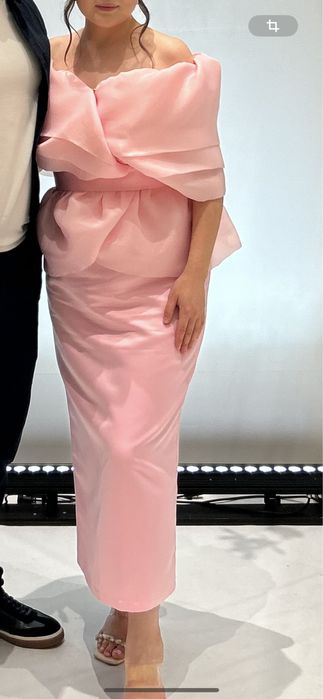 Шикарное платье срочно продам