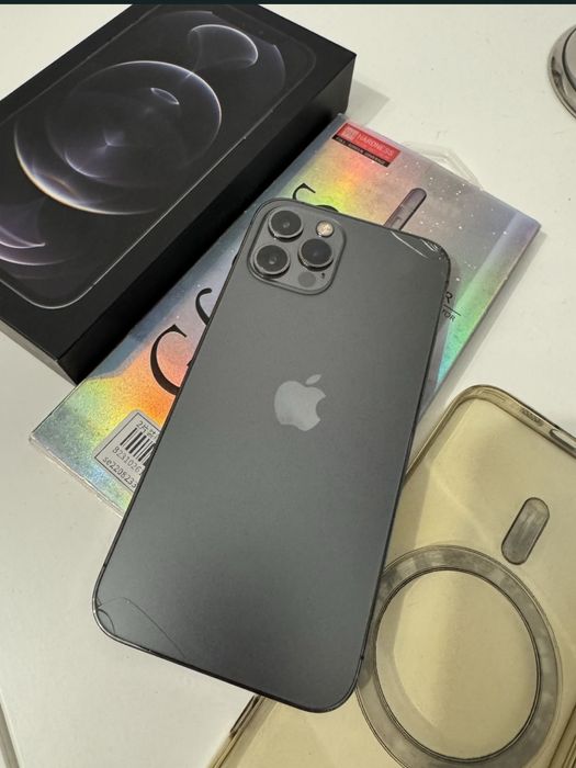 Vand iphone 12 pro  128 de gb