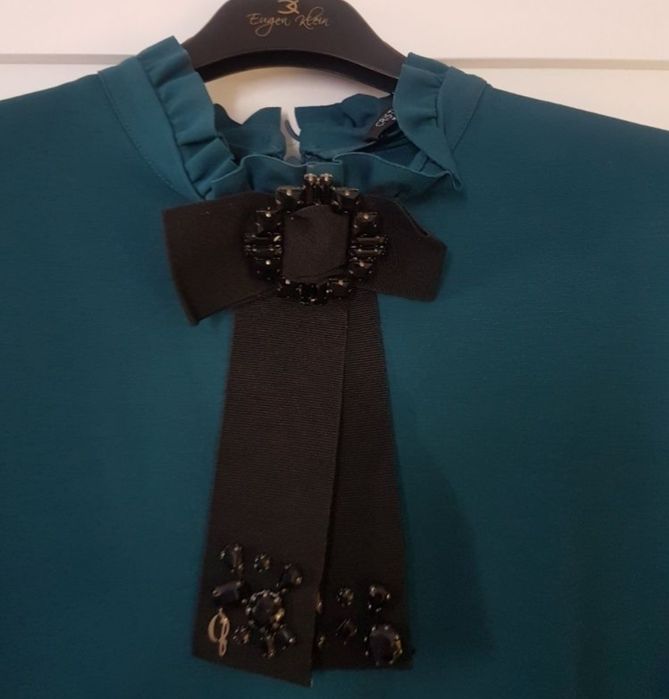 Платье бирюзового цвета