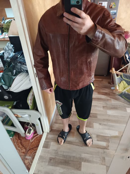 Geacă piele XL .