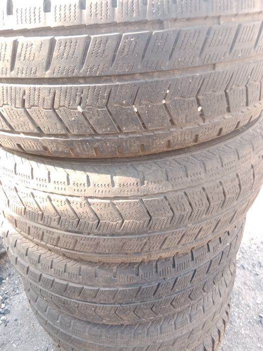 Шины на R16 215/60 бу