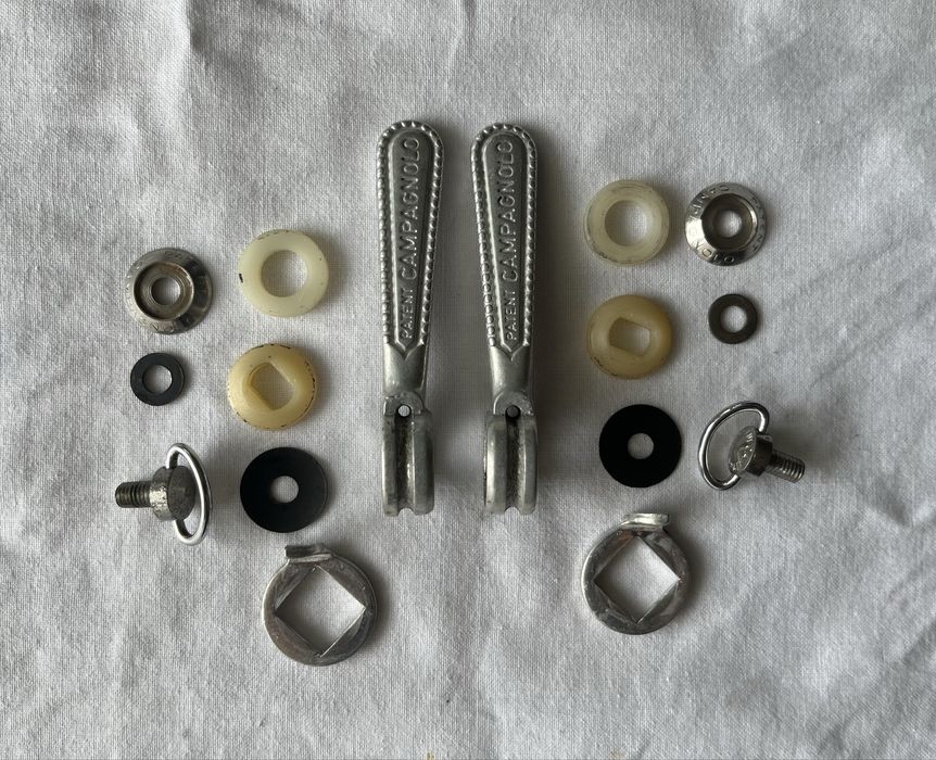 Vand manete schimbator Campagnolo Super Record bicicleta cursiera semicursiera