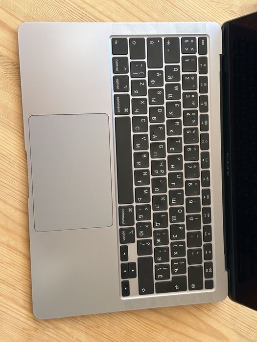 Macbook air 2020 8/256