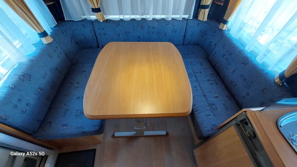 Rulota CHATEAU calistra 450 Avem 7 rulote in stoc