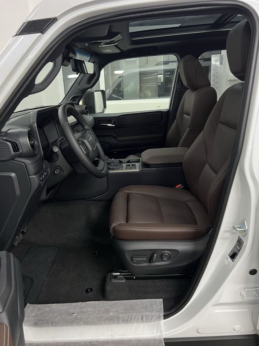 Toyota Landcruiser 250 Luxury Premium 2.8D 4WD Pretul afisat fara  TVA