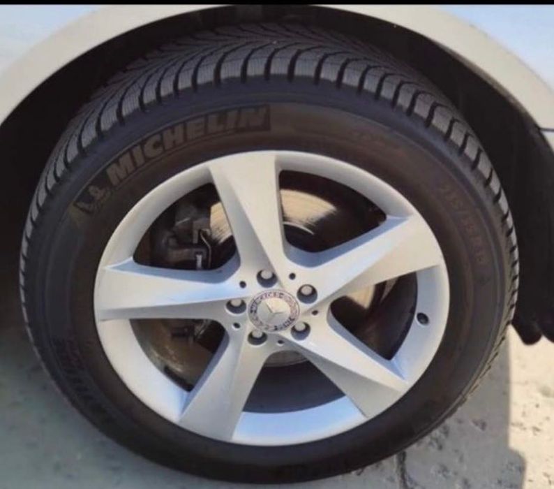 Продавам зимни гуми Michelin 235/55 R19