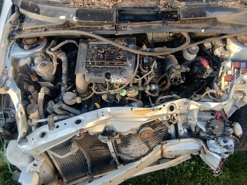 3 бр.Тойота Ярис D4D на части