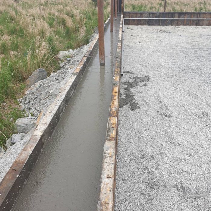 Бригада  строители