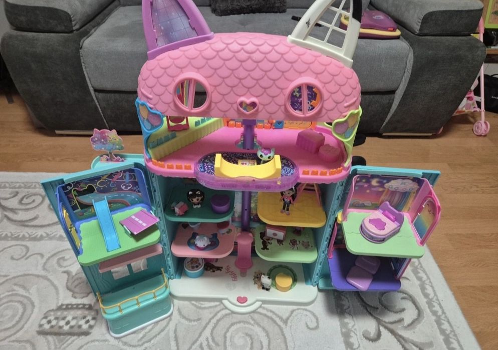 Casă de păpuși interactivă Gabby's Dollhouse