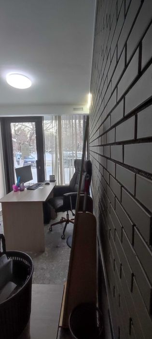 Офис с тамбур-входом