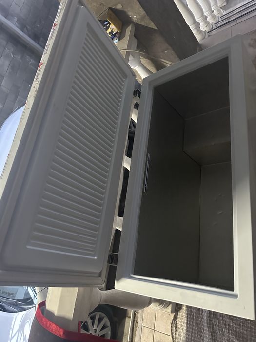 Продам морозилку год не пользовались