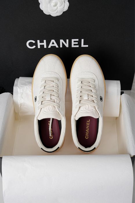 Adidasi Chanel s26