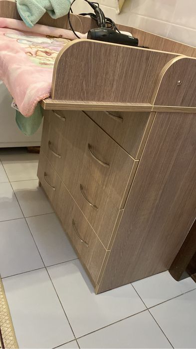 Пеленальный столик