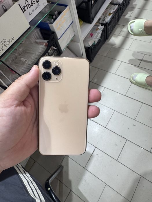 Iphone 11 pro 64гб емкост 100%