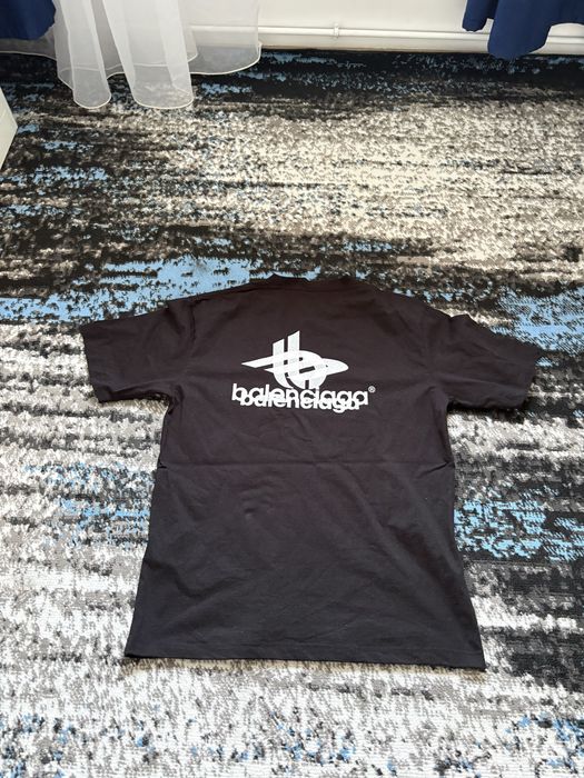 Tricou baleniciaga