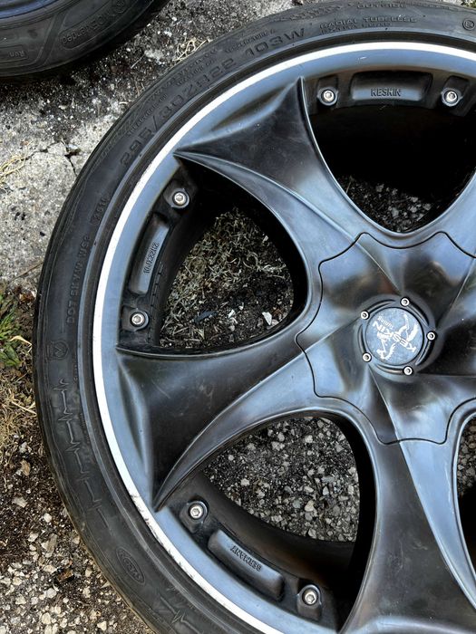 Оригинални немски джанти Keskin KT9 22" 5x120 10J с гуми 295/30/R22 за BMW X5 / X6